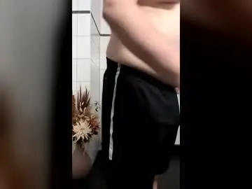 Chaturbate Free Live Porn of fluffybutt_
