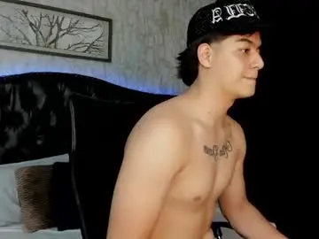 Chaturbate Sex Chat of maxxicruz
