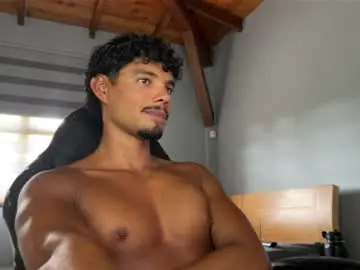 Chaturbate Best live sex cam show of daniel0910s