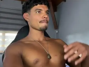 Chaturbate Adult Webcam of daniel0910s