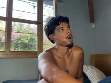 Chaturbate Best live sex cam show of daniel0910s