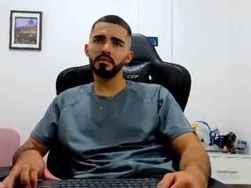 Chaturbate Free Porn Cam of alejandroo_7