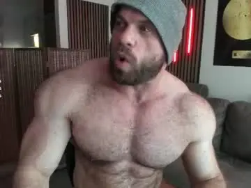 Chaturbate Live Porn of l0v35_2_5p00g3