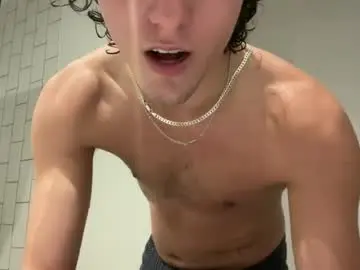 Chaturbate Live Sex Cam of loves_leo