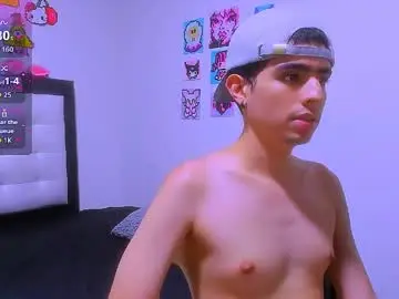 Chaturbate Live Sex Cam of luanrush_