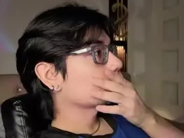 Chaturbate Live Sex of davoxer