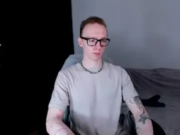 Chaturbate Live Sex Cam of alex_silent