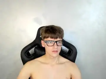 Chaturbate Live Sex Cam of thomas_shelbivip