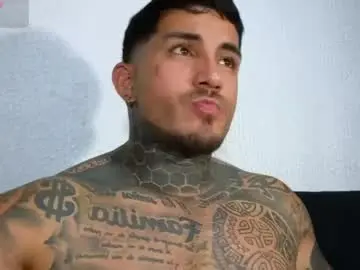 Chaturbate Free Live Porn of twonaugthy77