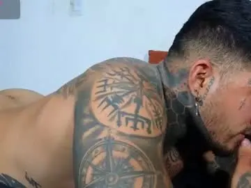 Chaturbate Nude Webcam of twonaugthy77