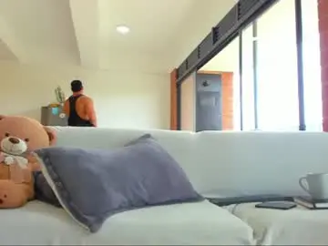 Chaturbate Live Porn of jackson_wayne__