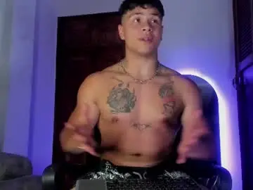 Chaturbate Adult Webcam of noah_223
