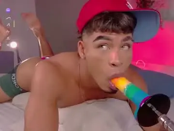 Chaturbate Adult Video Chat of ken_boy_