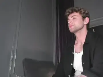 Chaturbate Sex Chat of waynemiller_