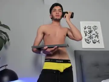 Chaturbate Nude Webcam of tyler_fox_