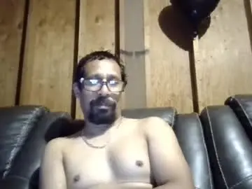 Chaturbate Live Sex Cam of cargopipe2000