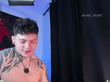 Chaturbate Nude Webcam of alan_rosee