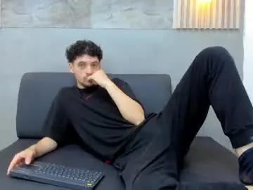 Chaturbate Free Porn Cam of israel_gray