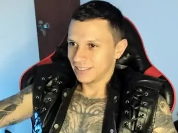 Chaturbate Watch Live Sex Cams of masterdave7