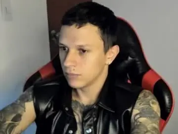 Chaturbate Free Porn Cam of masterdave7
