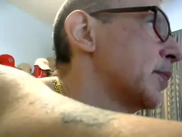 Chaturbate Live Sex of sluttyslave81