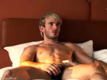 Chaturbate Sex Cam of paul_rubini