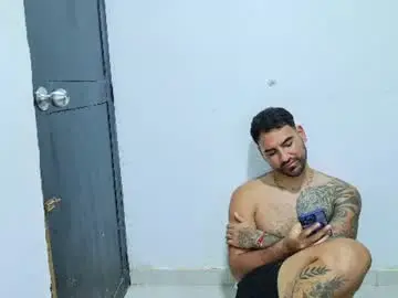 Chaturbate Adult Webcam of tomy_johnson2