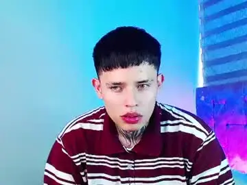 Chaturbate Nude Webcam of _justinmoon2