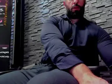 Chaturbate Live Sex Cam of yy_david_yy