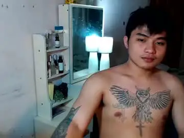 Chaturbate Live Sex Cam of yourhandsome_hunk