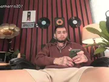 Chaturbate Live Sex Cam of nathanharris207