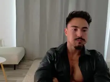 Chaturbate Live Sex Cam of master_lukass