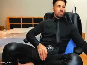 Chaturbate Adult Webcam of mikestrip