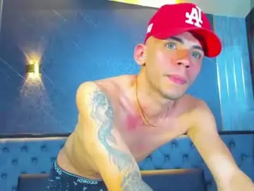 Chaturbate Live Porn of edward_24_