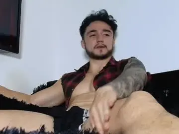 Chaturbate Adult Webcams of latinboyvip_