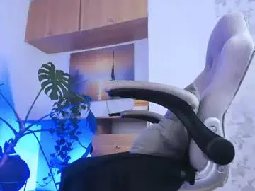 Chaturbate Adult Video Chat of matteo_777