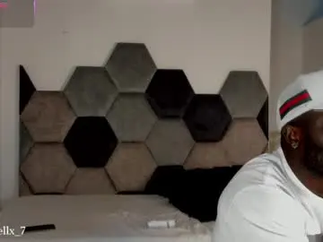 Chaturbate Live Porn of latrellx7