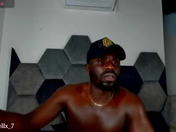 Chaturbate Nude Webcam of latrellx7