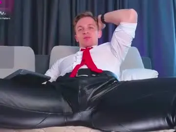 Chaturbate Nude Webcam of night_wwwolf