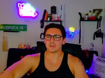 Chaturbate Best live sex cam show of zach_rhyder