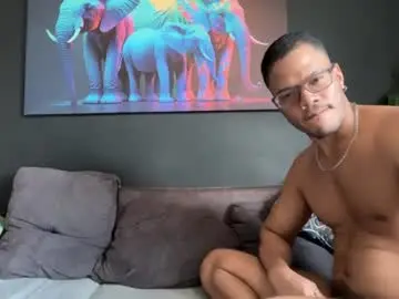 Chaturbate Sex Chat of highlatin_guys