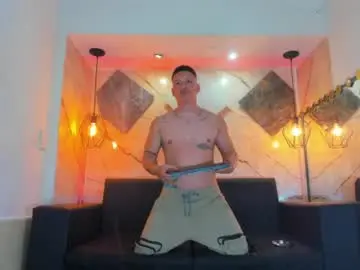 Chaturbate Live Sex of lucas_simonee