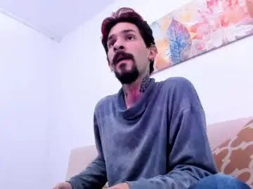 Chaturbate Best live sex cam show of jonathan_sinn