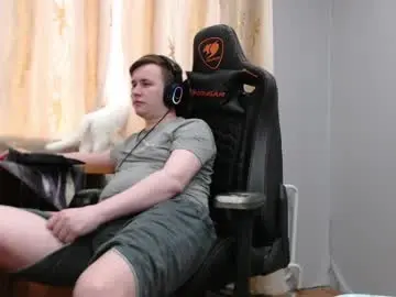 Chaturbate Nude Webcam of iliaskrisloveee