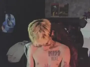 Chaturbate Free Porn Cam of acidmilo