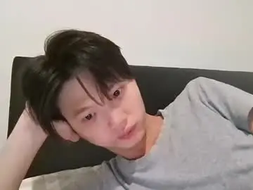 Chaturbate Live Sex Cam of sweetiepuppy421