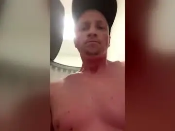 Chaturbate Nude Webcam of handsomerob42