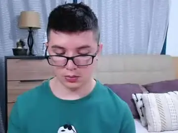 Chaturbate Adult Video Chat of kevinhunts