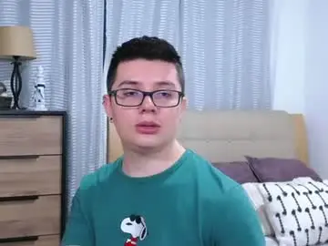 Chaturbate Live Porn of kevinhunts