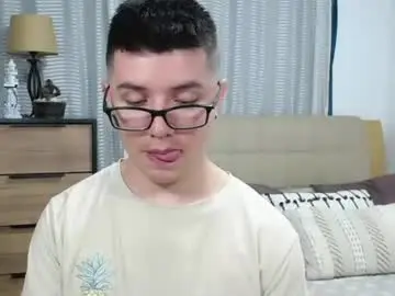 Chaturbate Nude Webcam of kevinhunts